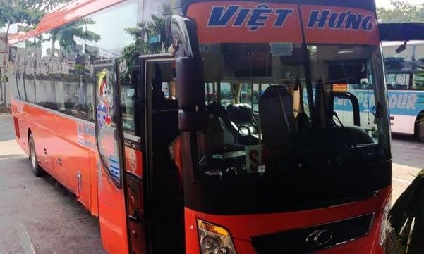 Xe Việt Hưng Mặt trước xe Giường nằm 40 chỗ