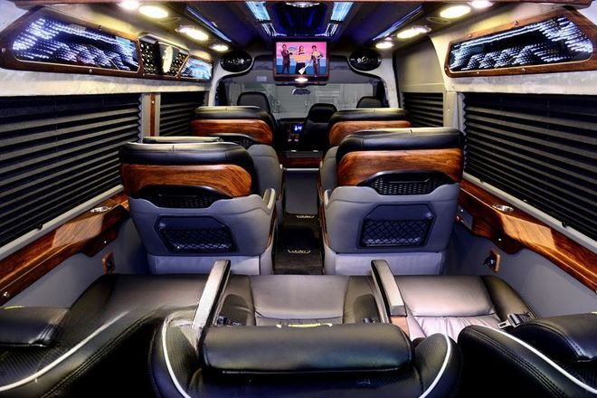 Xe Sao Limousine Nội thất Limousine 9 chỗ