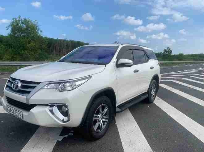 Xe Hà Thảo Bên hông xe Mặt trước xe Ghế ngồi 7 chỗ