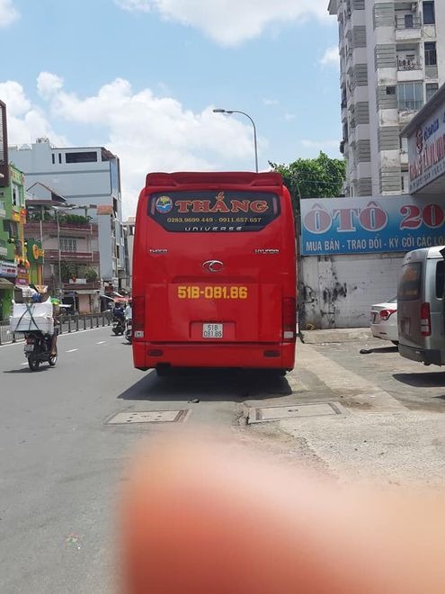 Xe Thắng Mặt sau xe Giường nằm 40 chỗ
