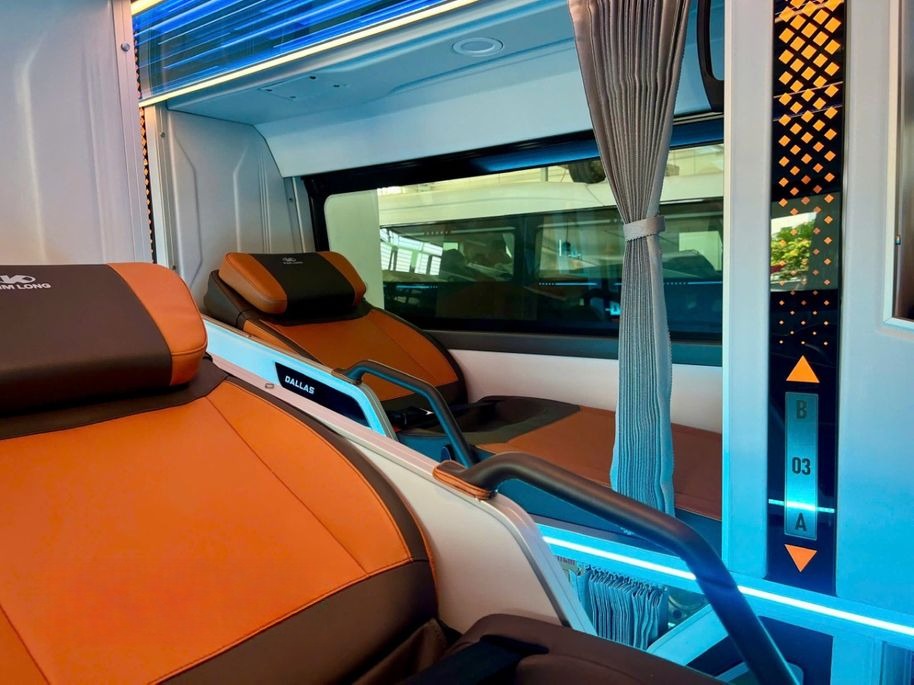 Xe Năm Lu  Giường nằm Tiện ích Nội thất Limousine 34 Phòng 