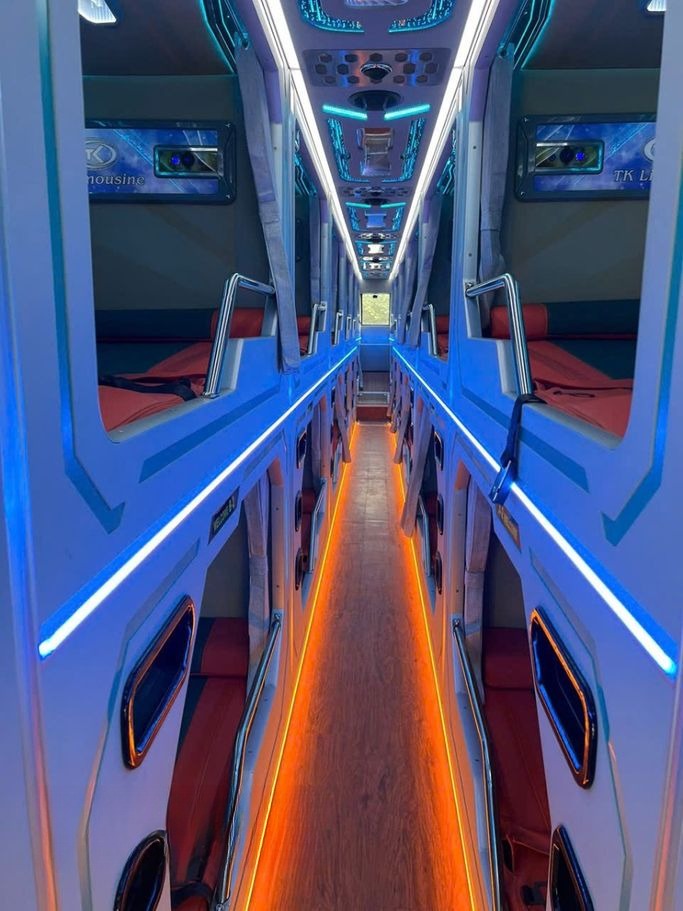Xe Trùng Khánh Limousine Nội thất Limousine giường phòng 24 chỗ
