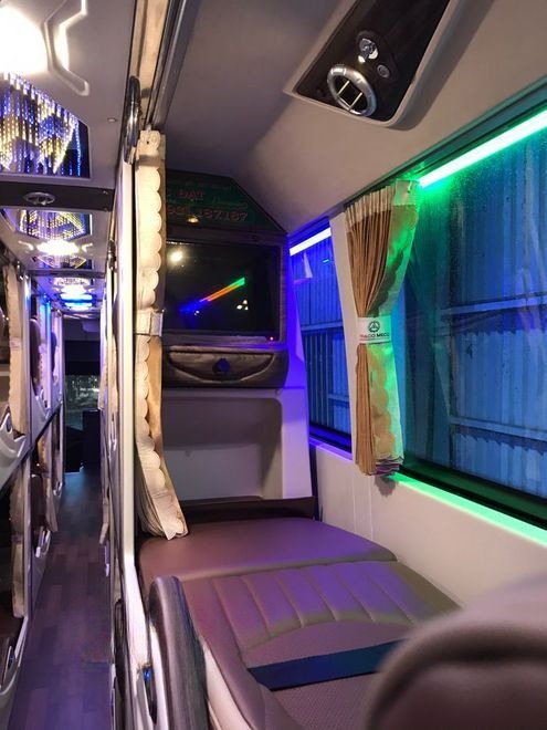Xe Lovabus Giường nằm Tiện ích Nội thất Limousine giường nằm 34 chỗ