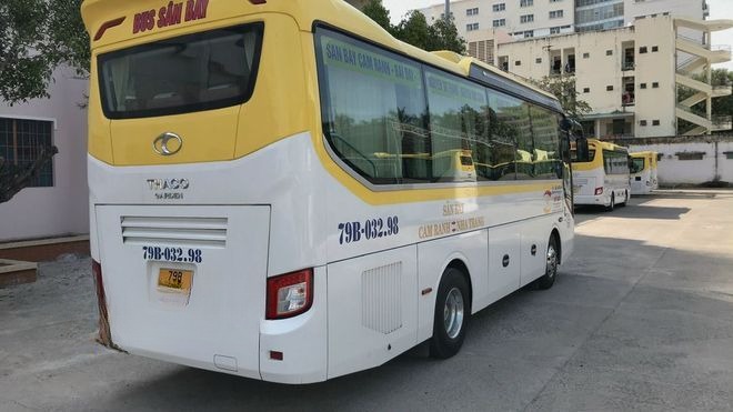Xe Đất Mới Bus Mặt sau xe Bên hông xe Ghế ngồi 29 chỗ