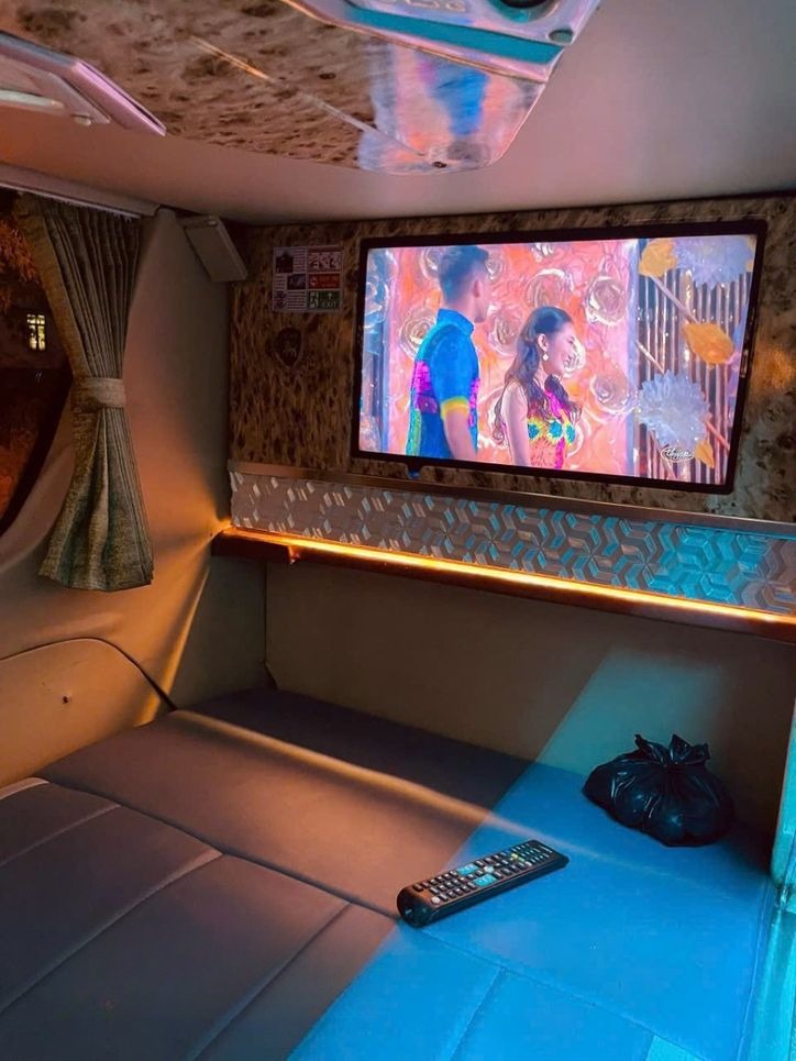 Xe Tân Thuận Hòa Tiện ích Nội thất Limousine 22 phòng