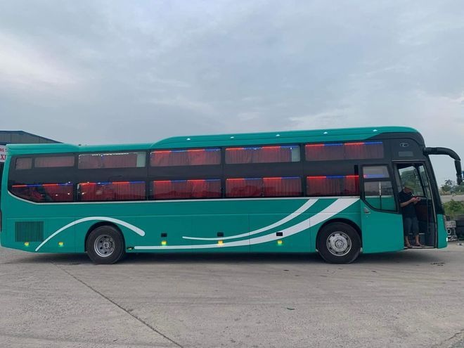 Xe Sapa Dragon Express Bên hông xe Giường nằm 40 chỗ 