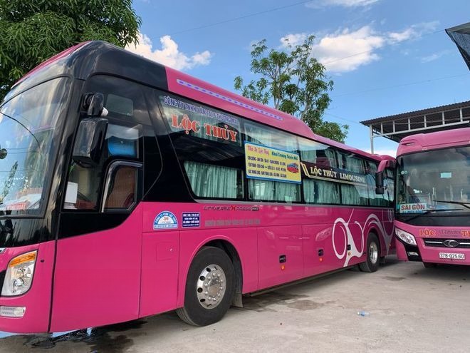 Xe Lộc Thủy Bên hông xe Giường nằm 41 chỗ