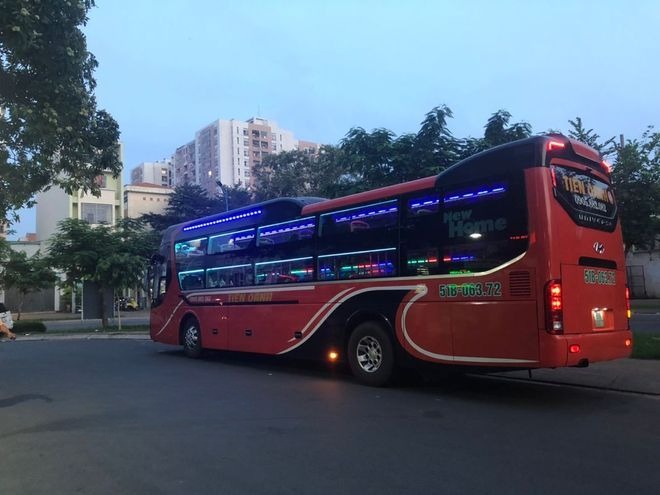 Xe Lovabus Mặt sau xe Bên hông xe Giường nằm 40 chỗ