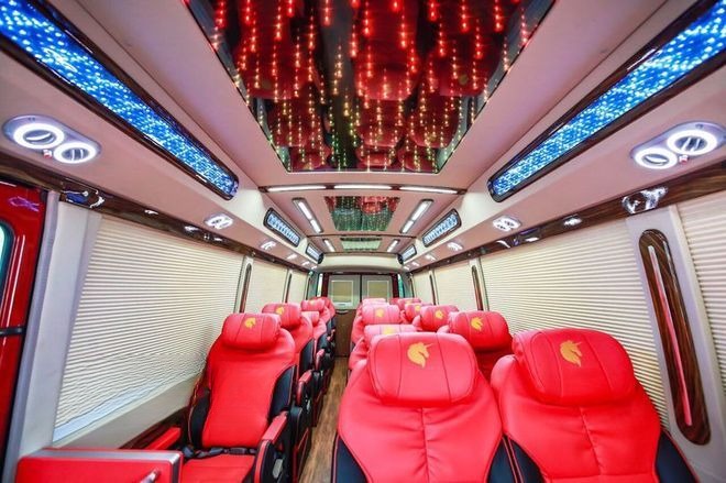 Xe Ninh Bình Excursion Transport Ghế ngồi Tiện ích Nội thất Limousine 18 chỗ
