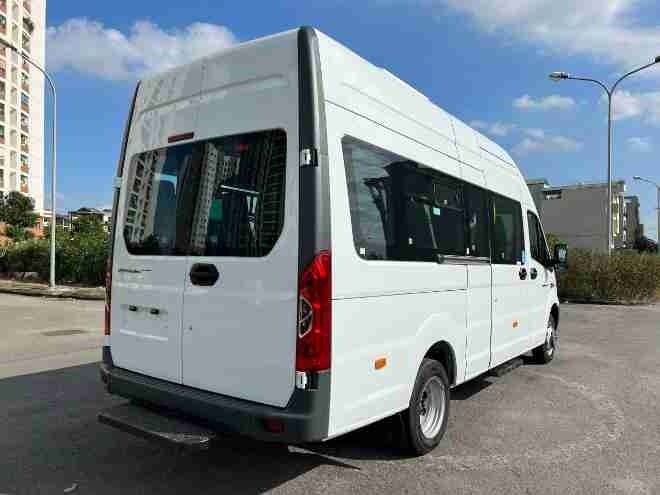 Xe NASA Travel Mặt sau xe Ghế ngồi GAZ 12 chỗ