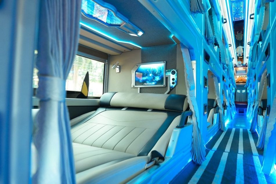 Xe Thanh Nhã Giường nằm Nội thất Tiện ích Limousine 24 Phòng