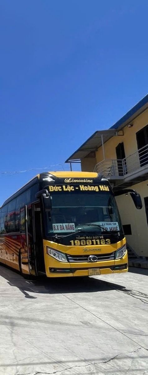 Xe Đức Lộc Limousine Mặt trước xe Bên hông xe Cabin 34 phòng đơn (*)
