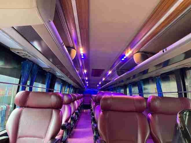 Xe Hoàng Gia Ghế ngồi Nội thất Ghế ngồi 34 chỗ