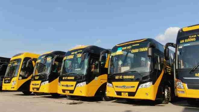 Xe Nam Việt (Tây Ninh) Mặt trước xe Limousine ghế ngồi 28 chỗ