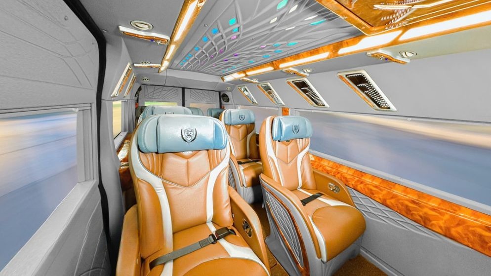 Xe Nhật Đoan Limousine Ghế ngồi Tiện ích Nội thất Limousine 9 chỗ