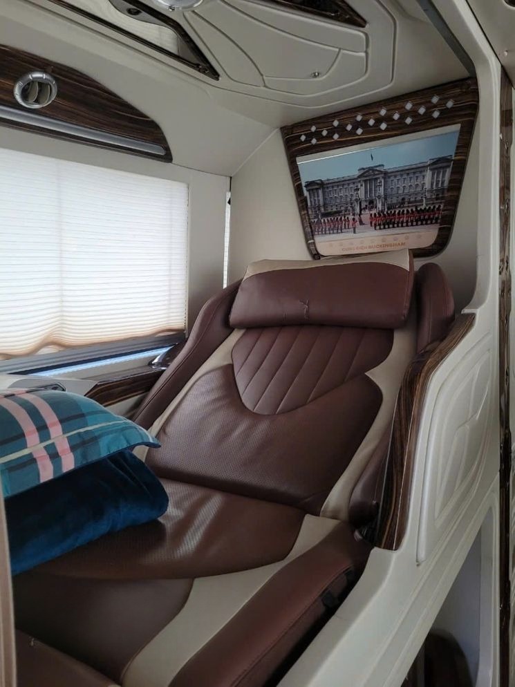 Xe Quang Tuyến (Hà Giang) Nội thất Limousine giường phòng 34 chỗ