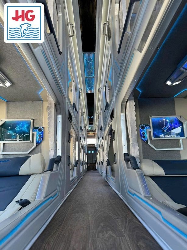 Xe Huỳnh Gia Tiện ích Nội thất Limousine 21 phòng (WC)