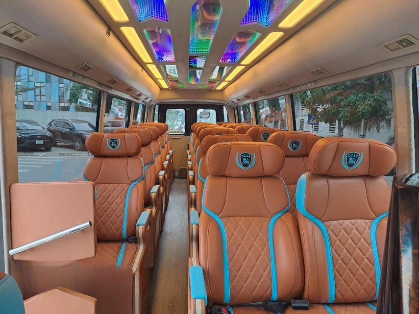 Xe Daily Limousine Nội thất Samco 29 chỗ