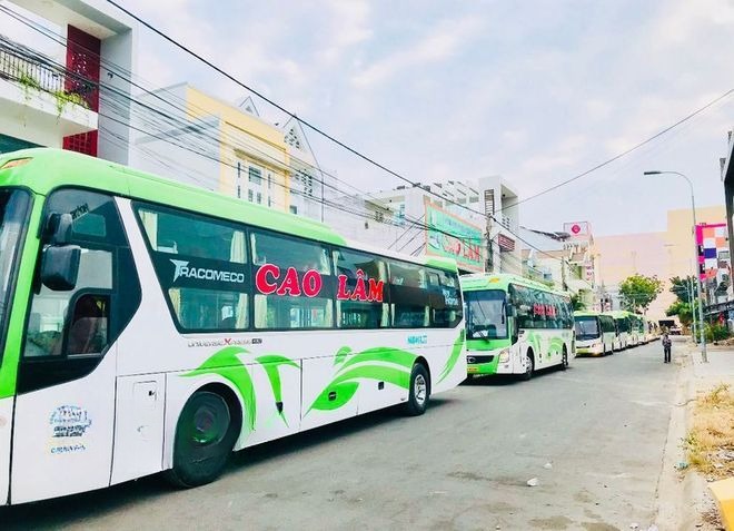 Xe Cao Lâm Bên hông xe Giường nằm 41 chỗ