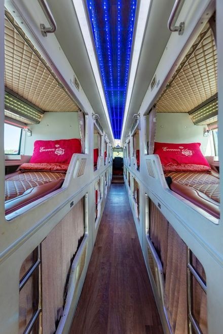 Xe Phong Phú Nội thất Tiện ích Limousine 22 Phòng