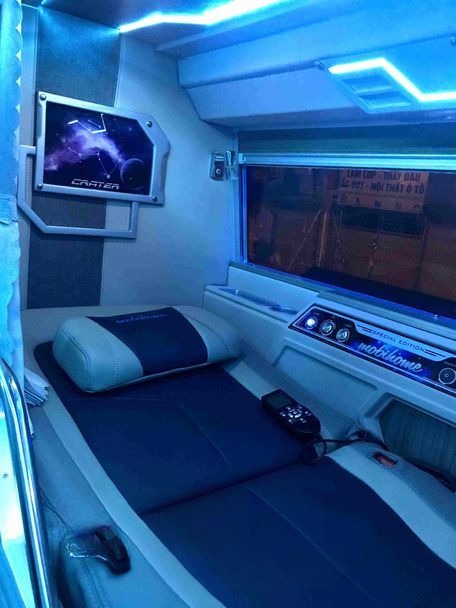 Xe Hải Bình Giường nằm Limousine giường phòng 22 chỗ