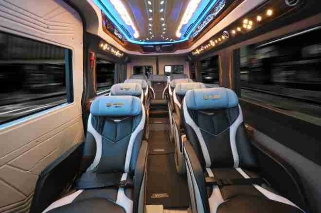 Xe 36 Limousine Ghế ngồi Tiện ích Nội thất Limousine 11 chỗ