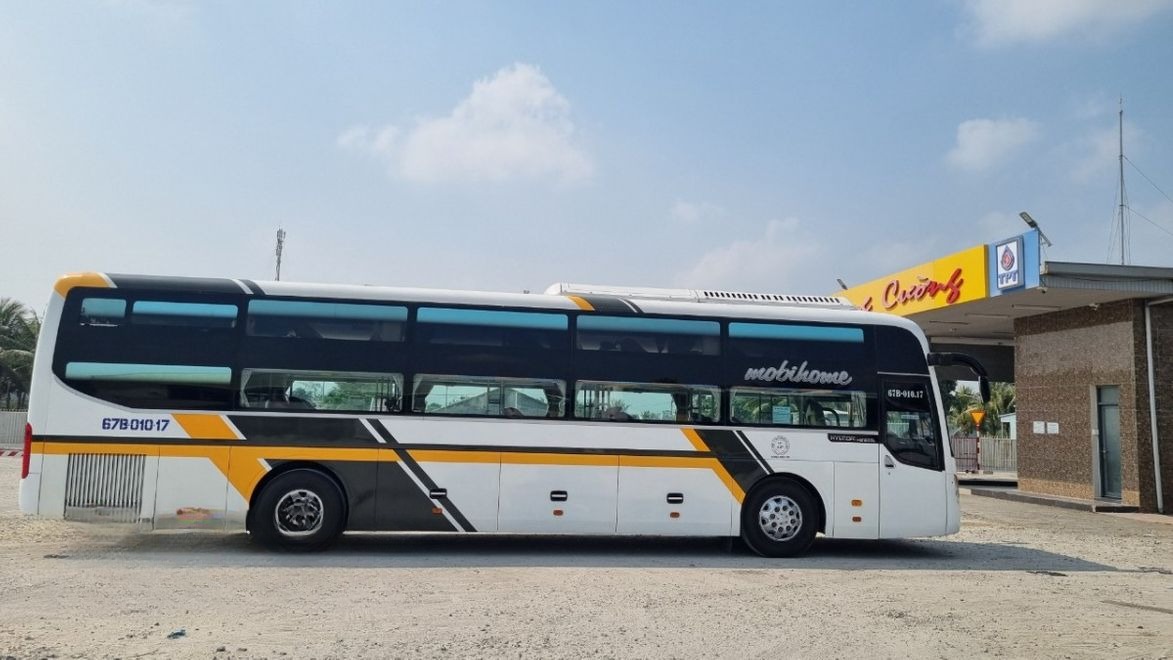 Xe Lovabus Bên hông xe Giường nằm 40 chỗ