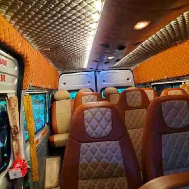 Xe Taxi Hà Sơn BS Nội thất Tiện ích Ghế ngồi 16 chỗ
