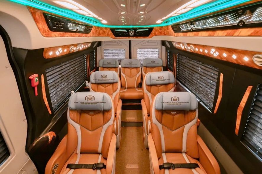 Xe Cát Bà Luxury Ghế ngồi Tiện ích Nội thất Limousine 11 chỗ