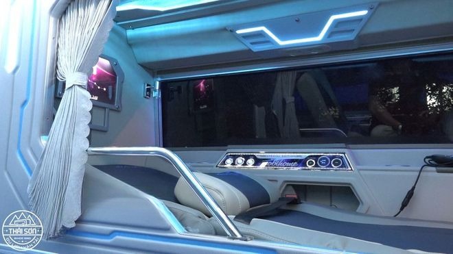 Xe Thái Sơn Tiện ích Nội thất Giường nằm Limousine 22 phòng 