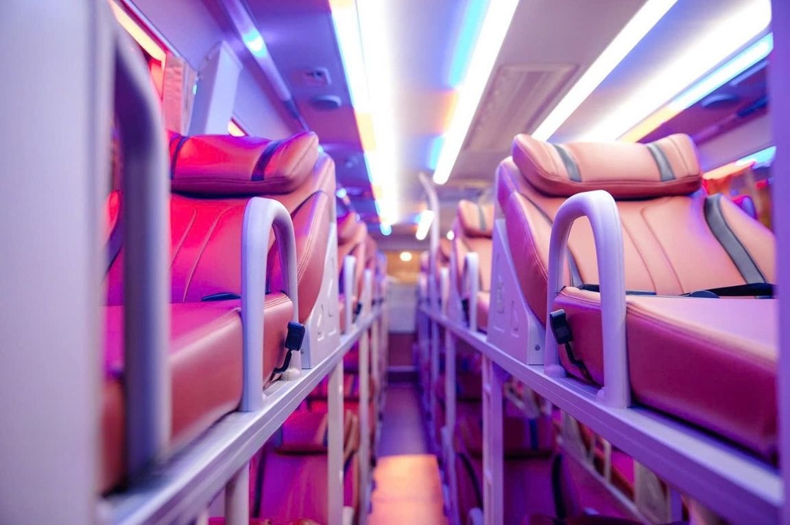 Xe Green Bus (Quảng Ninh) Giường nằm Nội thất Limousine 36 chỗ