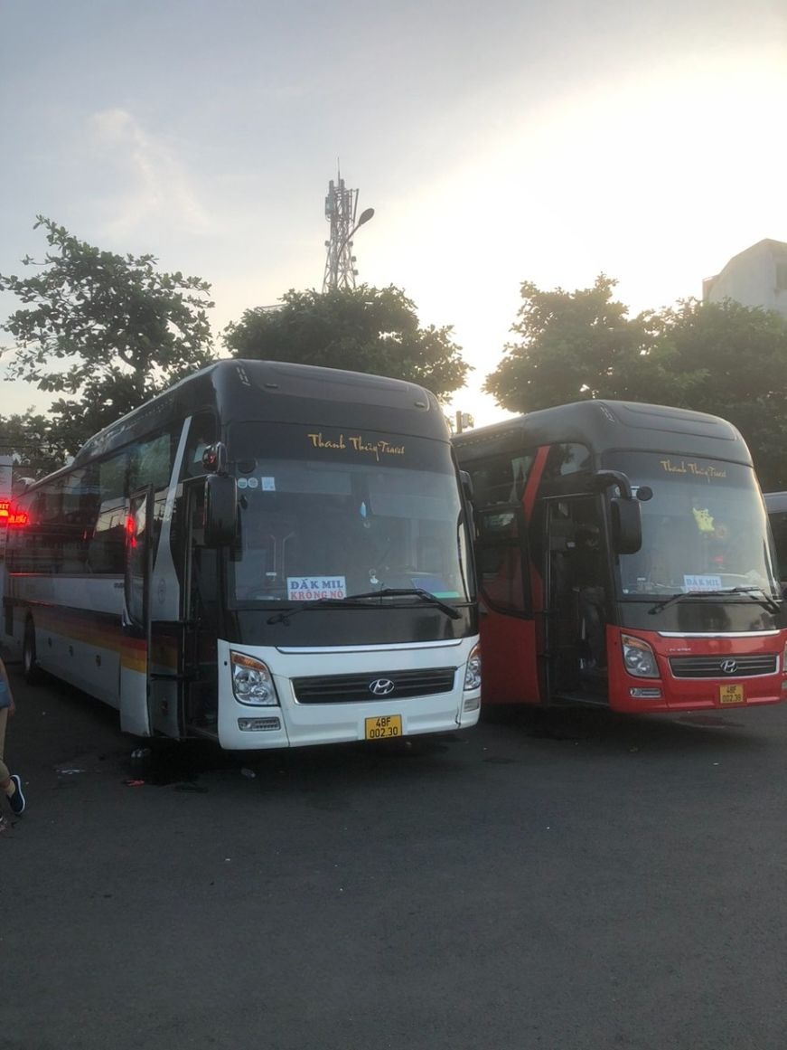 Xe Thanh Thuỷ (Đắk Nông) Mặt trước xe Limousine 32 giường