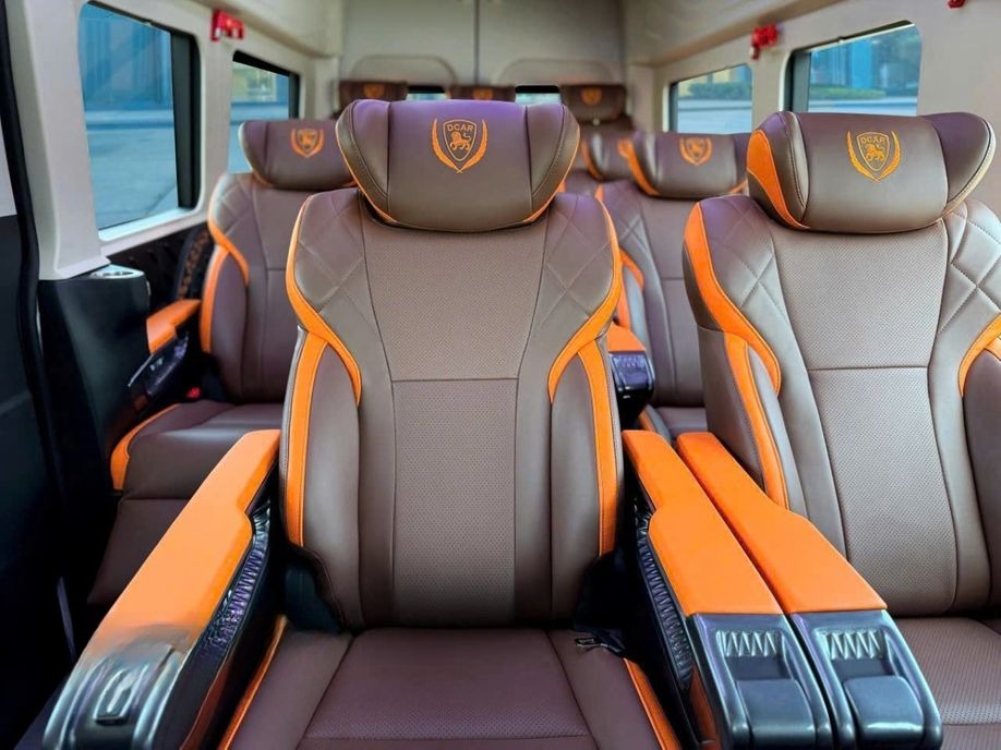 Xe Phương Huy (Đắk Lắk) Ghế ngồi Tiện ích Limousine 12 chỗ