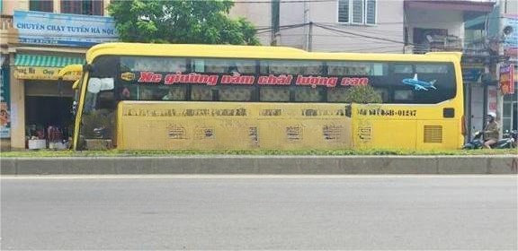 Xe Trung Hà Bên hông xe Giường nằm 40 chỗ