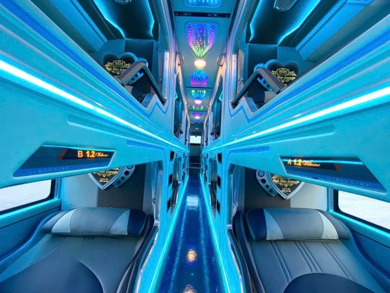 Xe Trung Thành Nội thất Giường nằm Limousine 24 phòng