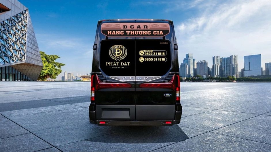 Xe Phát Đạt Limousine Mặt sau xe Limousine 11 ghế