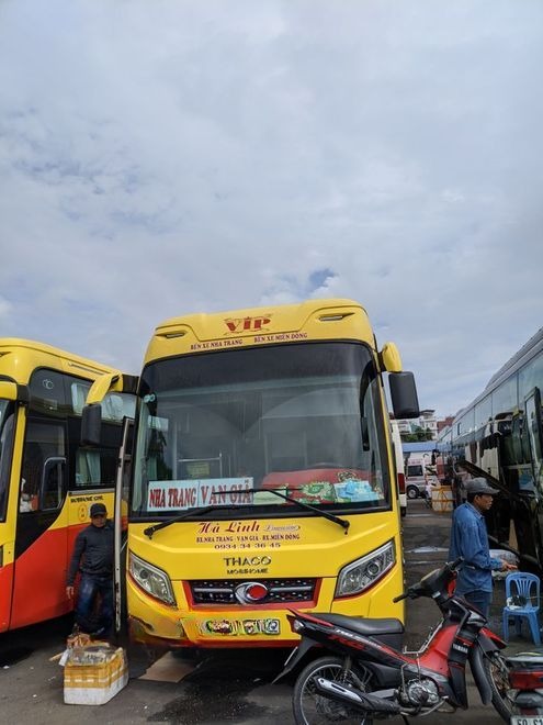 Xe Lovabus Mặt trước xe Giường nằm 38 chỗ