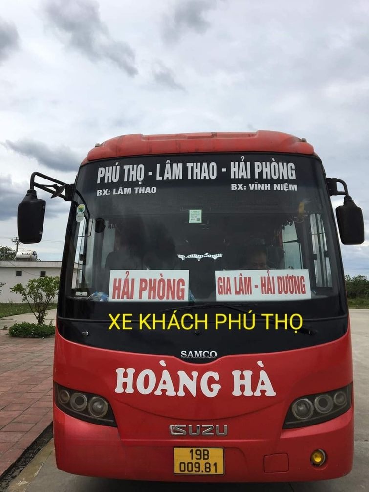 Xe Hoàng Hà (Phú Thọ) Mặt trước xe Ghế ngồi 29 chỗ