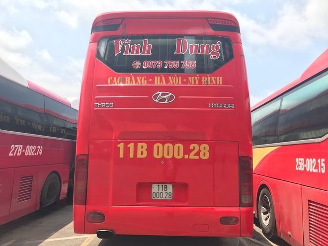 Xe Vĩnh Dung Mặt sau xe Giường nằm 41 chỗ