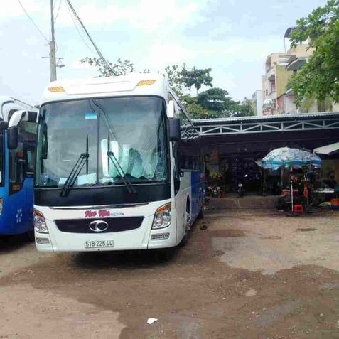 Xe Hoa Nho Mặt trước xe Giường nằm 44 chỗ