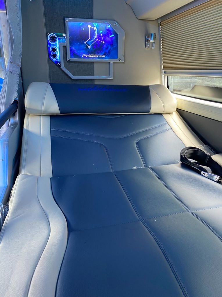 Xe Hà Linh NT Giường nằm Tiện ích Nội thất Limousine 22 Phòng Đơn