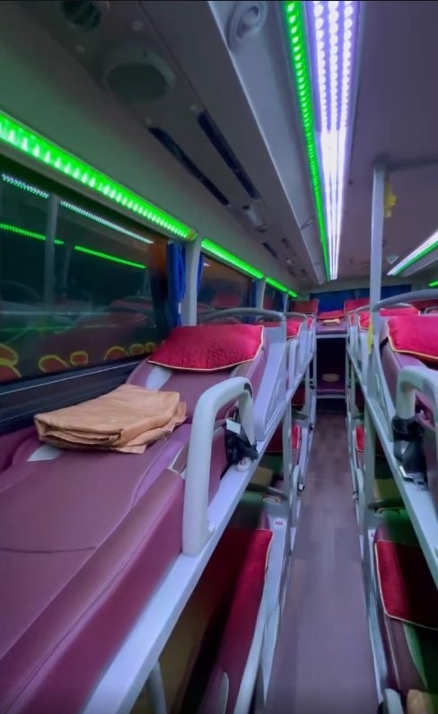 Xe Tân Quang Dũng Limousine Tiện ích Nội thất Giường nằm Giường nằm 40 chỗ