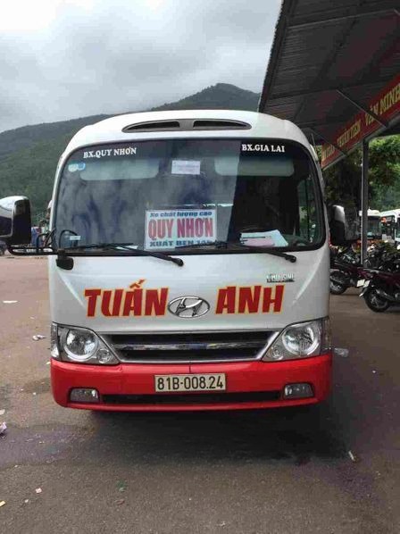 Mặt trước xe Ghế ngồi 27 chỗ Tuấn Anh (Gia Lai)