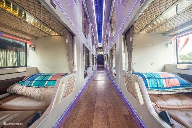 Xe Phú Quý Giường nằm Nội thất Tiện ích Limousine giường phòng 22 phòng (WC)