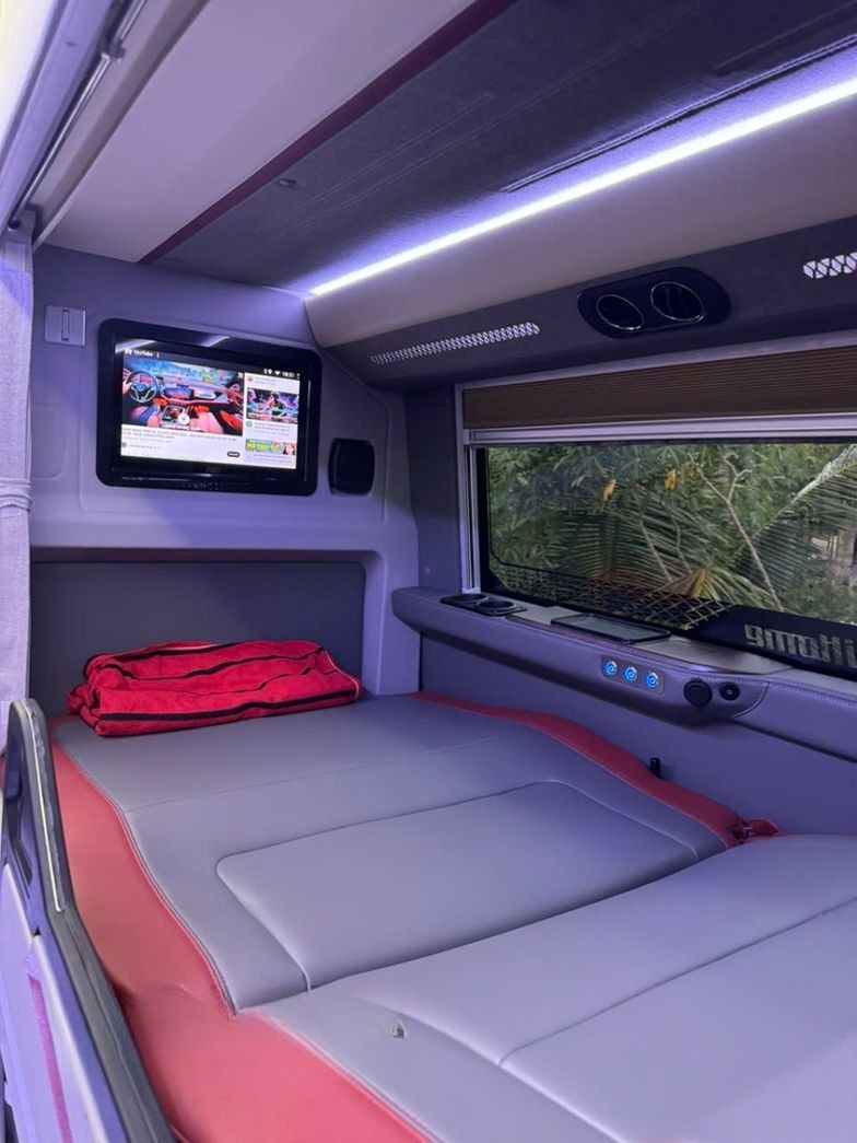 Xe Quang Trang Tiện ích Nội thất Giường nằm Limousine 24 phòng