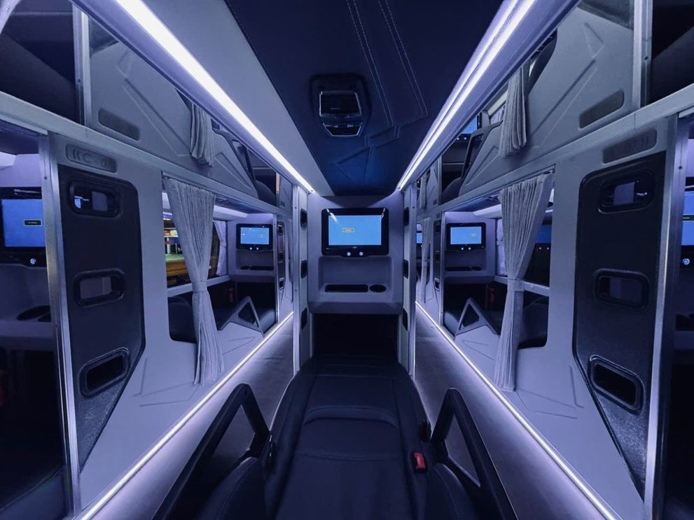Xe Cường Ny Giường nằm Tiện ích Nội thất Limousine 34 Phòng Luxury