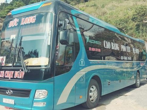 Xe Đức Long Cao Bằng Bên hông xe Giường nằm 40 chỗ