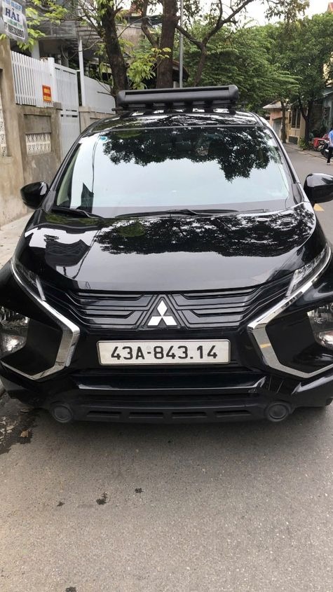 Xe Thuận Phát Limousine Mặt trước xe 