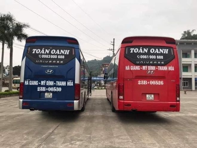 Xe Toán Oanh Mặt sau xe Giường nằm 40 chỗ