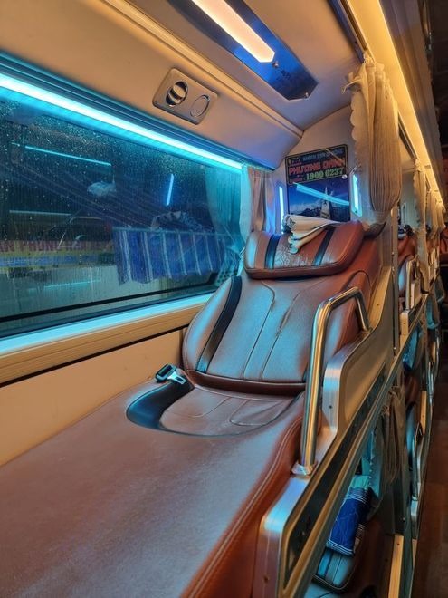 Xe Phương Oanh Giường nằm Limousine giường nằm 34 phòng